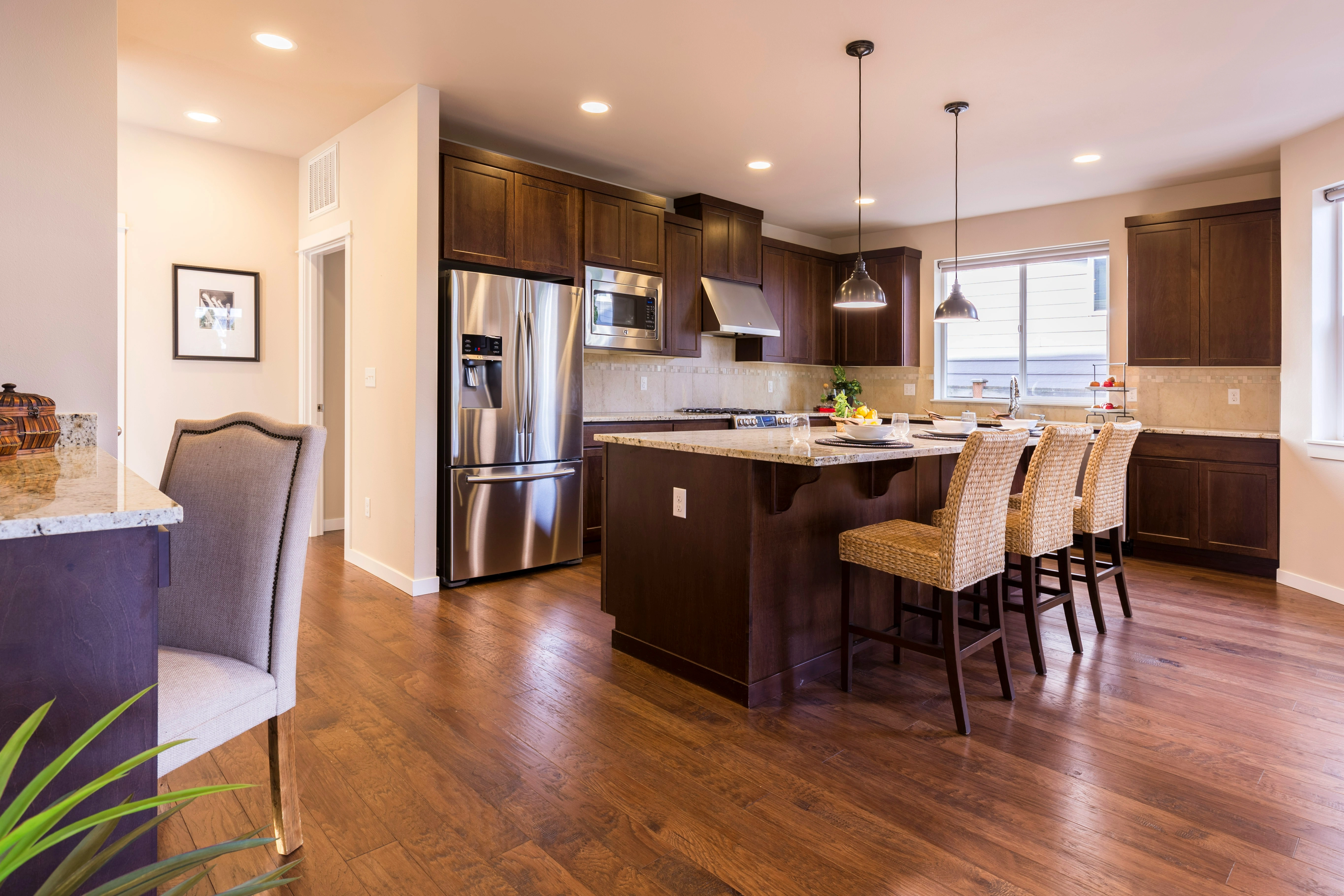 Luxury Open-Plan Kitchen